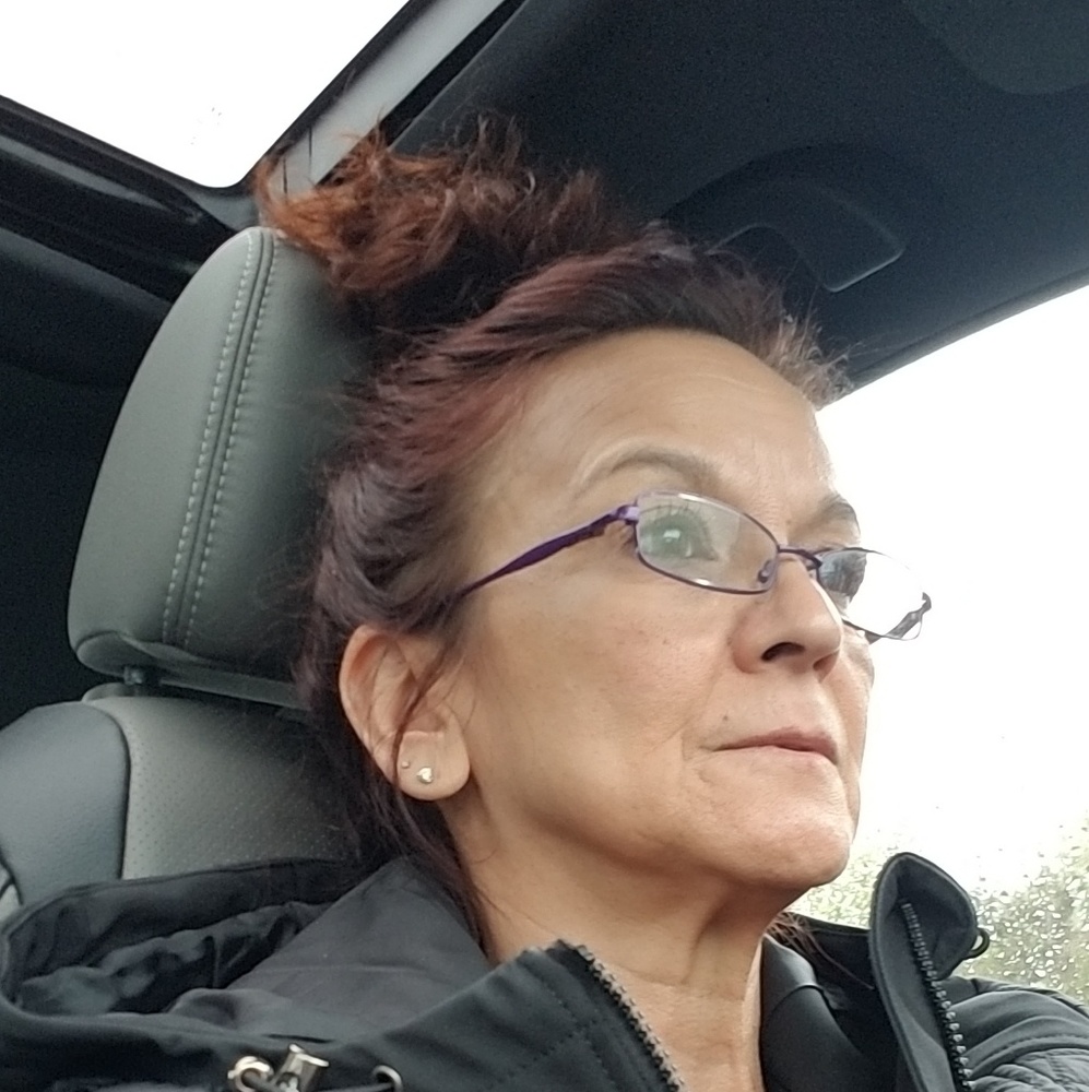 Meet your Posher, Sharon